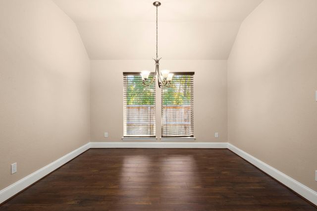 110 Logan Pass Court, Montgomery, TX 77316