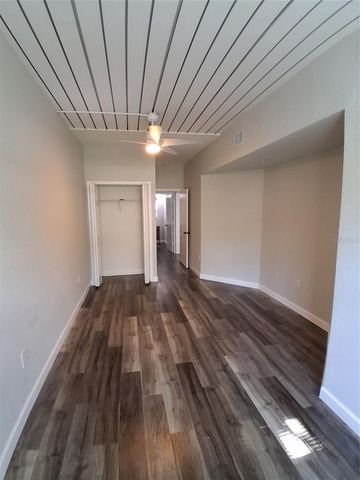 2402 W AZEELE STREET 417, Tampa, FL 33609
