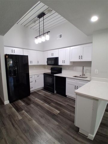 2402 W AZEELE STREET 417, Tampa, FL 33609