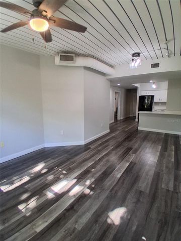 2402 W AZEELE STREET 417, Tampa, FL 33609