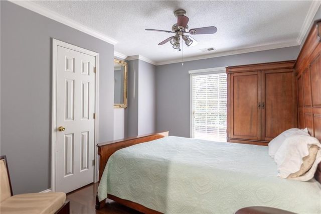 5677 Fairwood Drive NW, Acworth, GA 30101