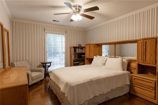 5677 Fairwood Drive NW, Acworth, GA 30101