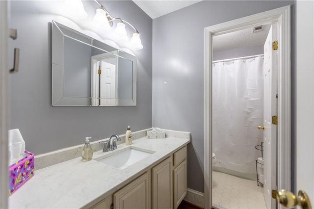 5677 Fairwood Drive NW, Acworth, GA 30101