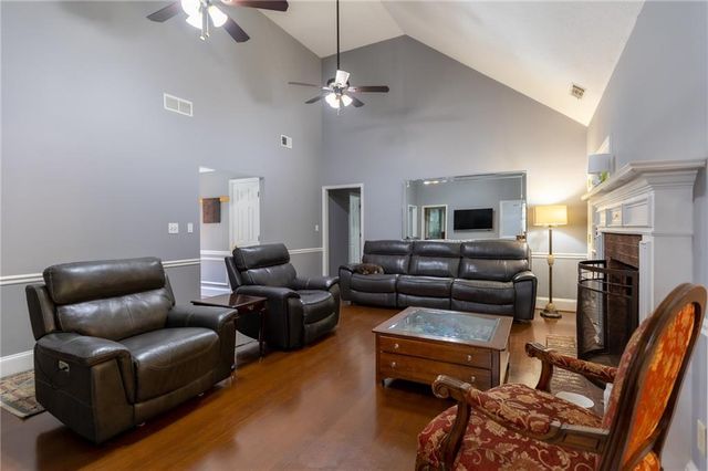 5677 Fairwood Drive NW, Acworth, GA 30101