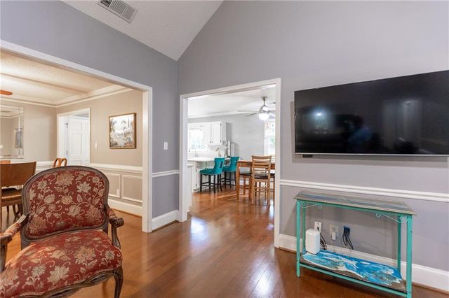 5677 Fairwood Drive NW, Acworth, GA 30101