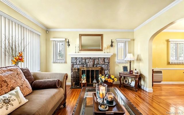 119-20 9th Avenue, College Point, NY 11356