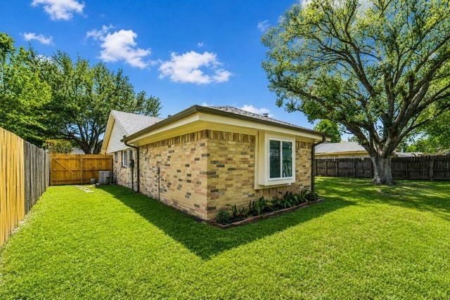12018 Woolford Drive, Houston, TX 77065