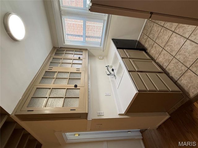 1031 Art Hill Place, St Louis, MO 63139