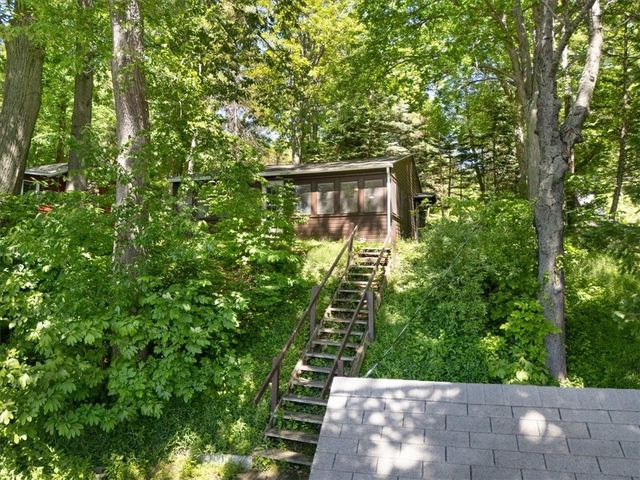 7527 Lake Bluff Road, Huron, NY 14590