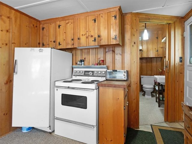 7527 Lake Bluff Road, Huron, NY 14590