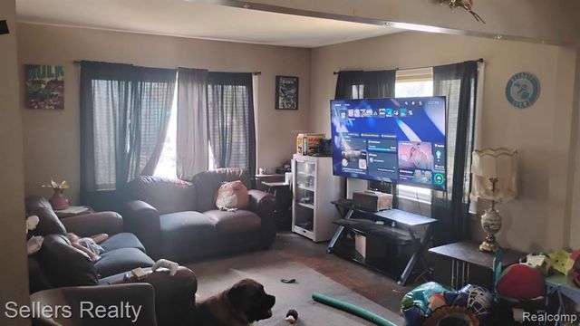 2060 E Williamson Street, Burton, MI 48529