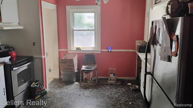 2060 E Williamson Street, Burton, MI 48529