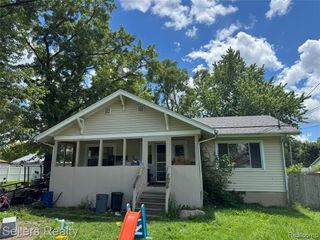 2060 E Williamson Street, Burton, MI 48529