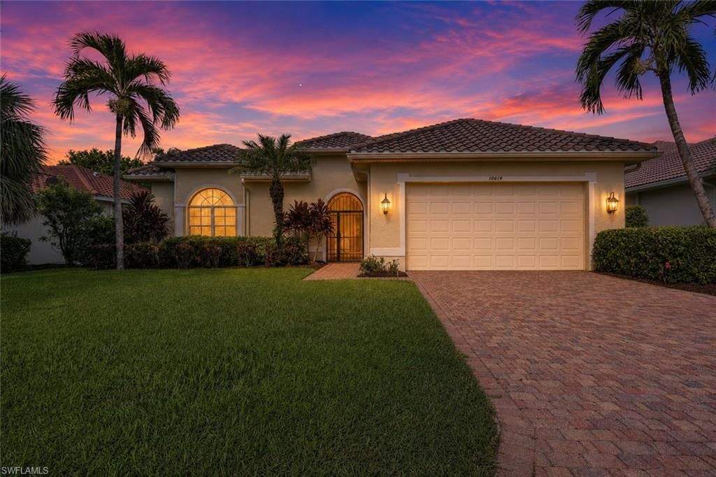10879 Fieldfair DR, NAPLES, FL 34119 — exterior
