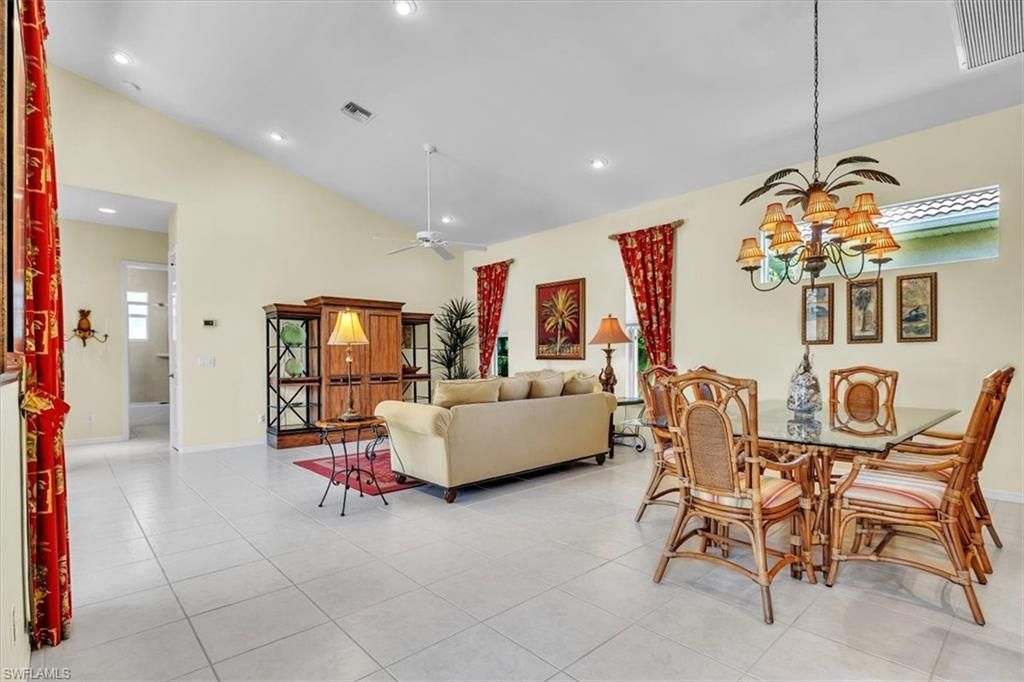 10879 Fieldfair DR, NAPLES, FL 34119 — photo 2