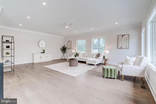 506 KINGSLEY RD SW, Vienna, VA 22180