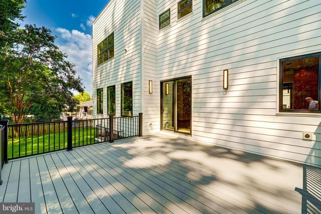 506 KINGSLEY RD SW, Vienna, VA 22180