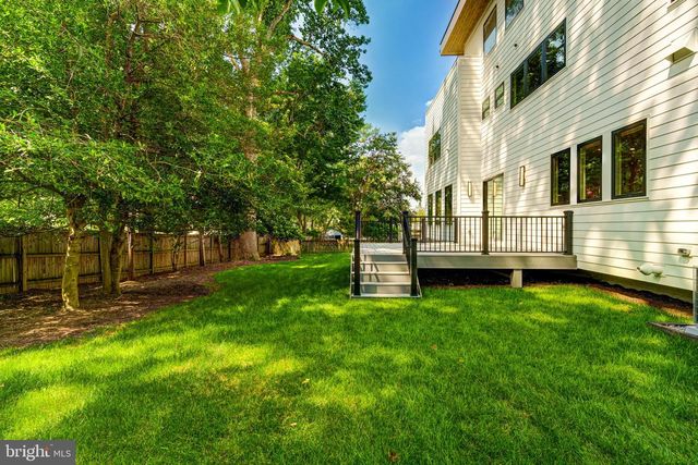 506 KINGSLEY RD SW, Vienna, VA 22180