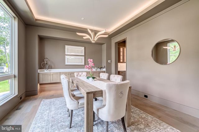 506 KINGSLEY RD SW, Vienna, VA 22180