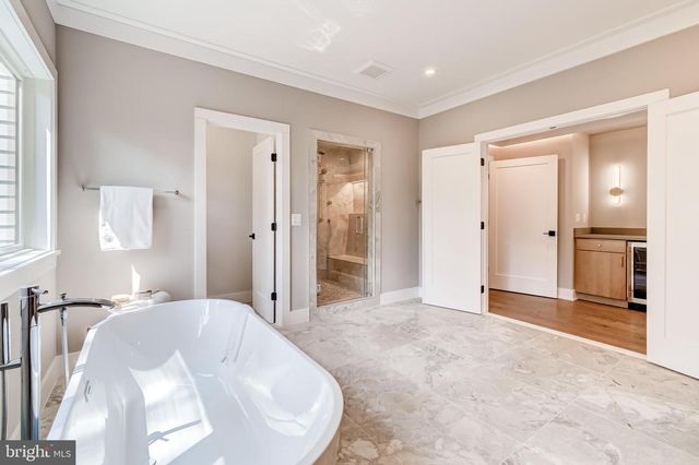 506 KINGSLEY RD SW, Vienna, VA 22180