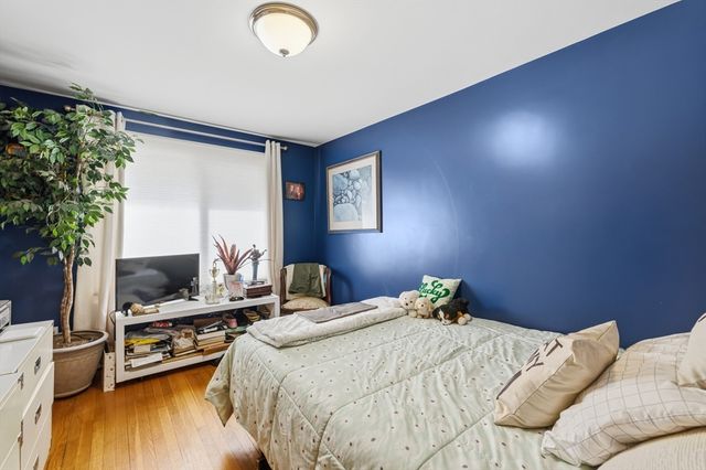 345 Gardner St, New Bedford, MA 02740