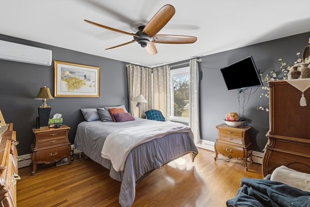 345 Gardner St, New Bedford, MA 02740