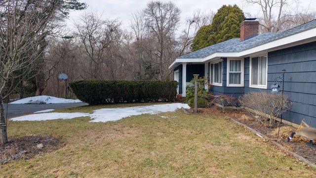 345 Gardner St, New Bedford, MA 02740