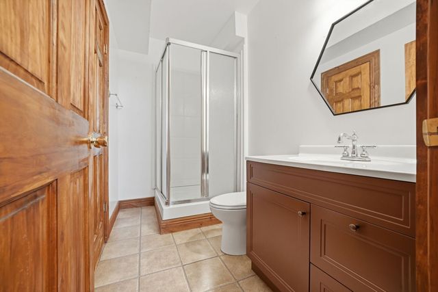 118 N 11th Avenue, St. Charles, IL 60174