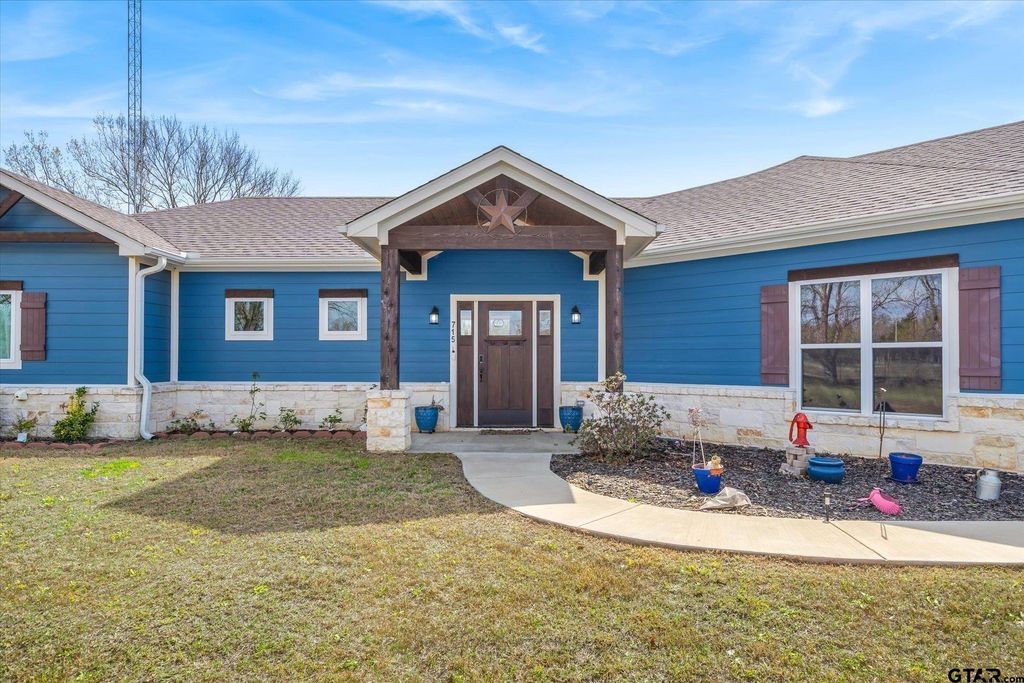 715 VZ County Road 1803, Grand Saline, TX 75140