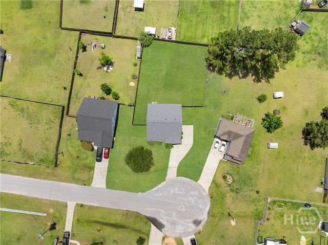 35 Oscar Court, Ellabell, GA 31308