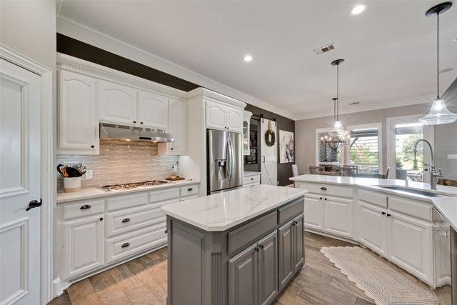 4502 Firewheel Drive, Garland, TX 75044