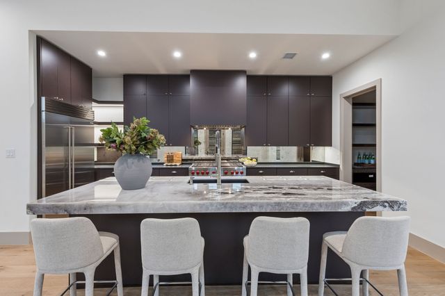 4130 Prescott Avenue, Dallas, TX 75219