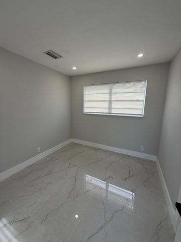 920 NE 50th Street, Deerfield Beach, FL 33064