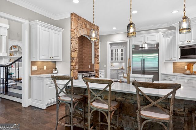 4571 Oglethorpe Loop NW, Acworth, GA 30101