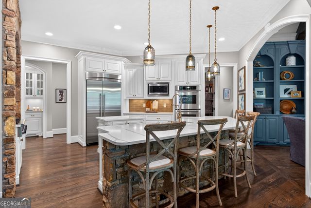 4571 Oglethorpe Loop NW, Acworth, GA 30101