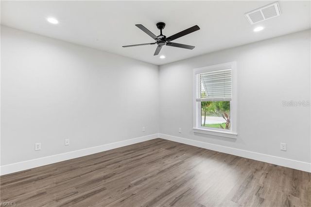 12273 HINDLE AVENUE, Punta Gorda, FL 33955