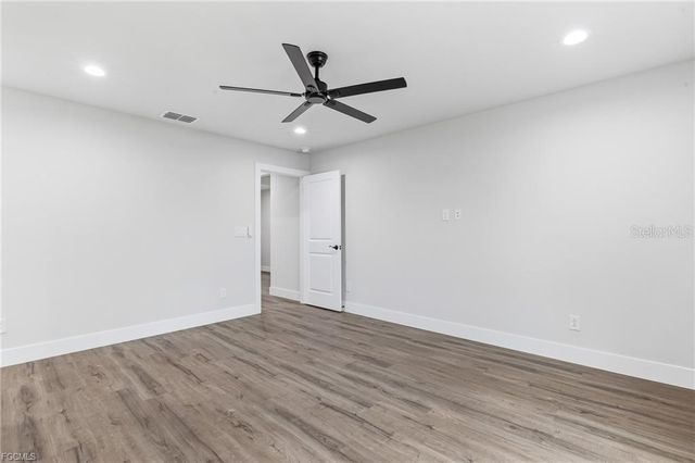 12273 HINDLE AVENUE, Punta Gorda, FL 33955