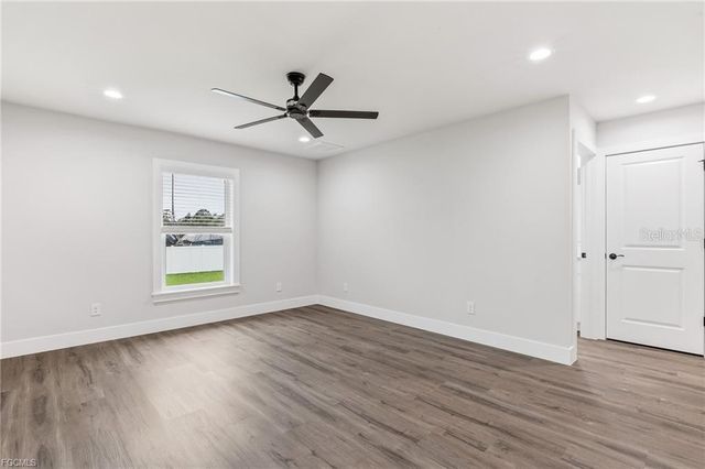 12273 HINDLE AVENUE, Punta Gorda, FL 33955