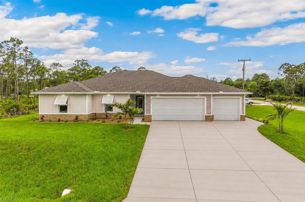 12273 HINDLE AVENUE, Punta Gorda, FL 33955