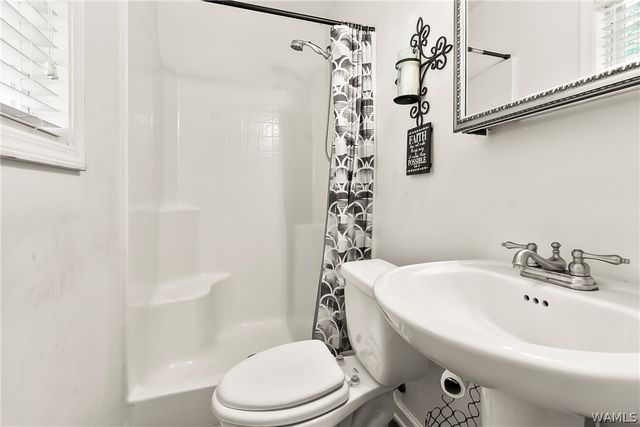 13889 Smokey Hollow, Northport, AL 35475