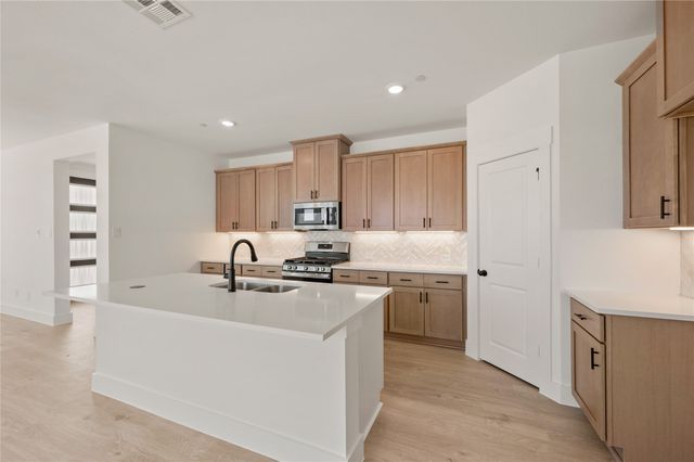 9617 Dahlia Boulevard, Mesquite, TX 75126