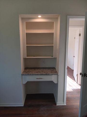 8446 Cabot St, Houston, TX 77078