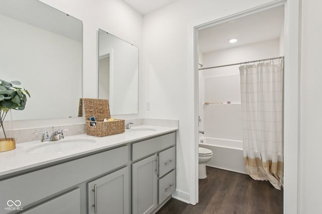 5515 Flat Hill Drive, Indianapolis, IN 46239