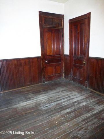 3007 Duncan St, Louisville, KY 40212