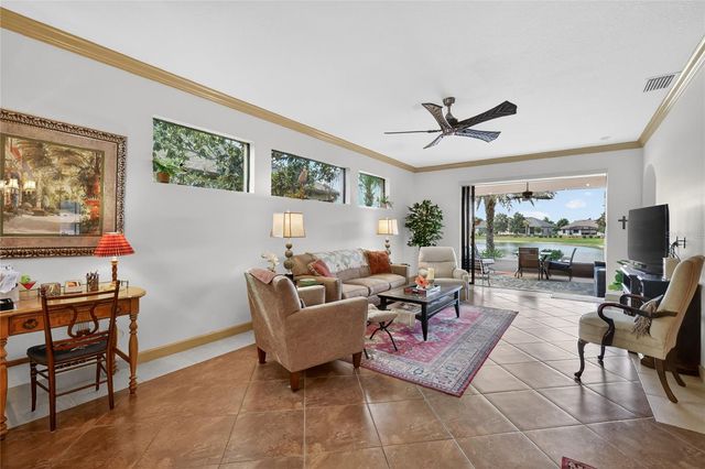 2327 WAKEFIELD WAY, Mount Dora, FL 32757