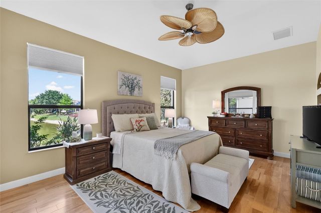 2327 WAKEFIELD WAY, Mount Dora, FL 32757