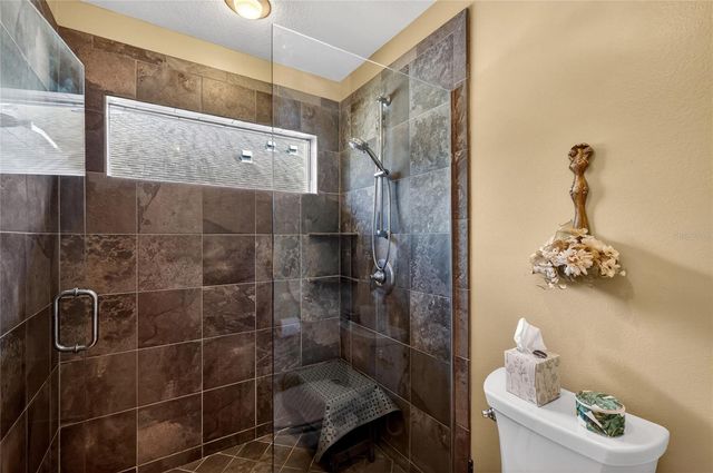 2327 WAKEFIELD WAY, Mount Dora, FL 32757