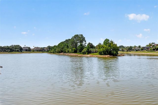 2327 WAKEFIELD WAY, Mount Dora, FL 32757