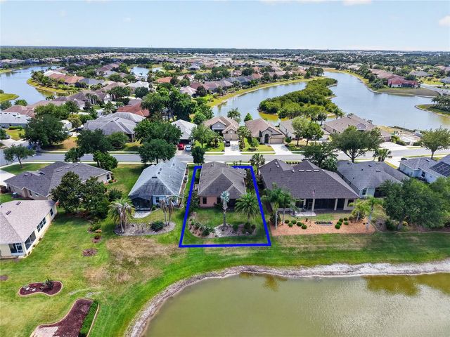 2327 WAKEFIELD WAY, Mount Dora, FL 32757