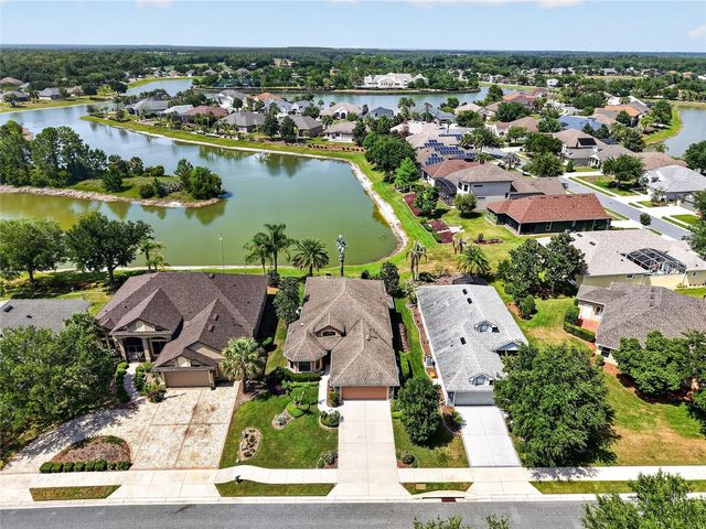 2327 WAKEFIELD WAY, Mount Dora, FL 32757